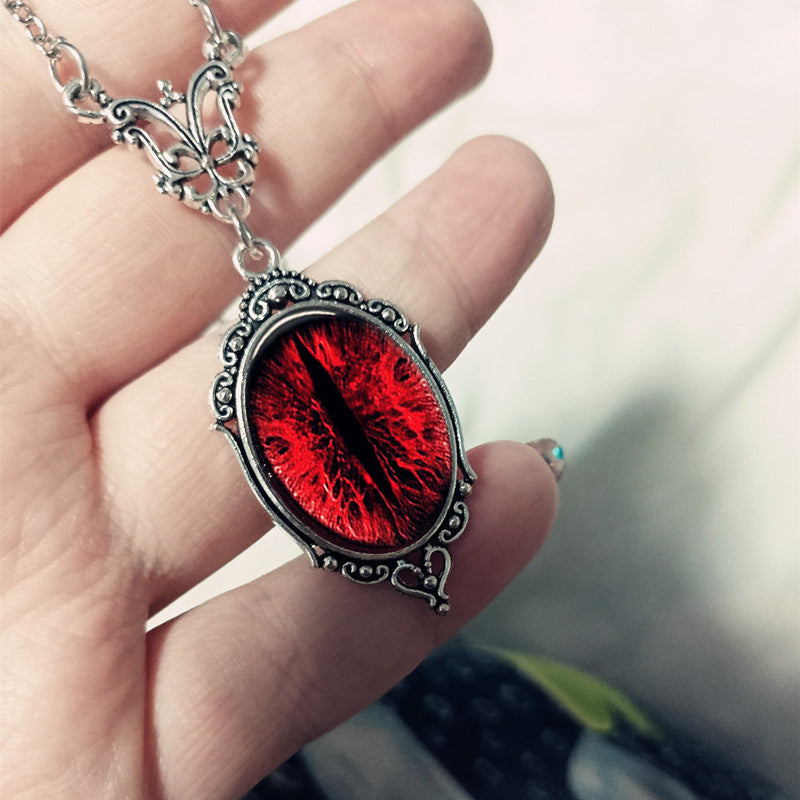 Wholesale gothic blood cat's eye charm necklace vampire relief retro choke